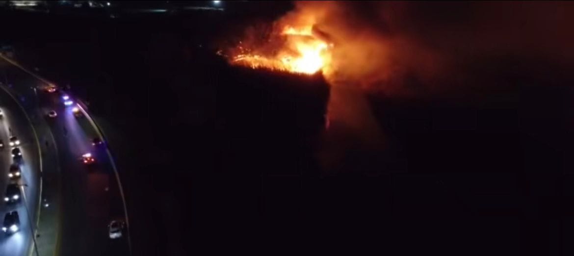 Incendio en las orillas del Río Bravo genera emergencia en Ciudad Acuña