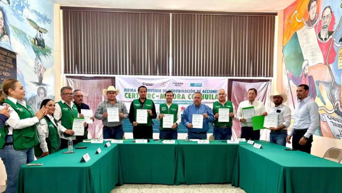 Firman convenio para mejorar a los municipios en los Cinco Manantiales