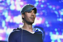 Creyo que su novio era Enrique Iglesias y le envio 3 mil dolares