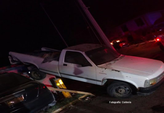 Ebrio al volante provoca choque múltiple