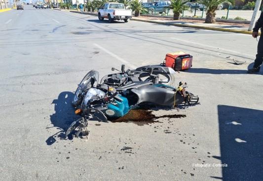 Grave motociclista tras ser embestido en la colonia Buena Vista