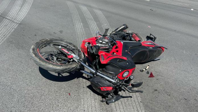 Accidente en Acuña deja a un joven motociclista herido