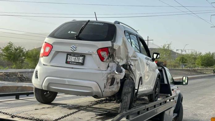 Destroza camioneta prestada