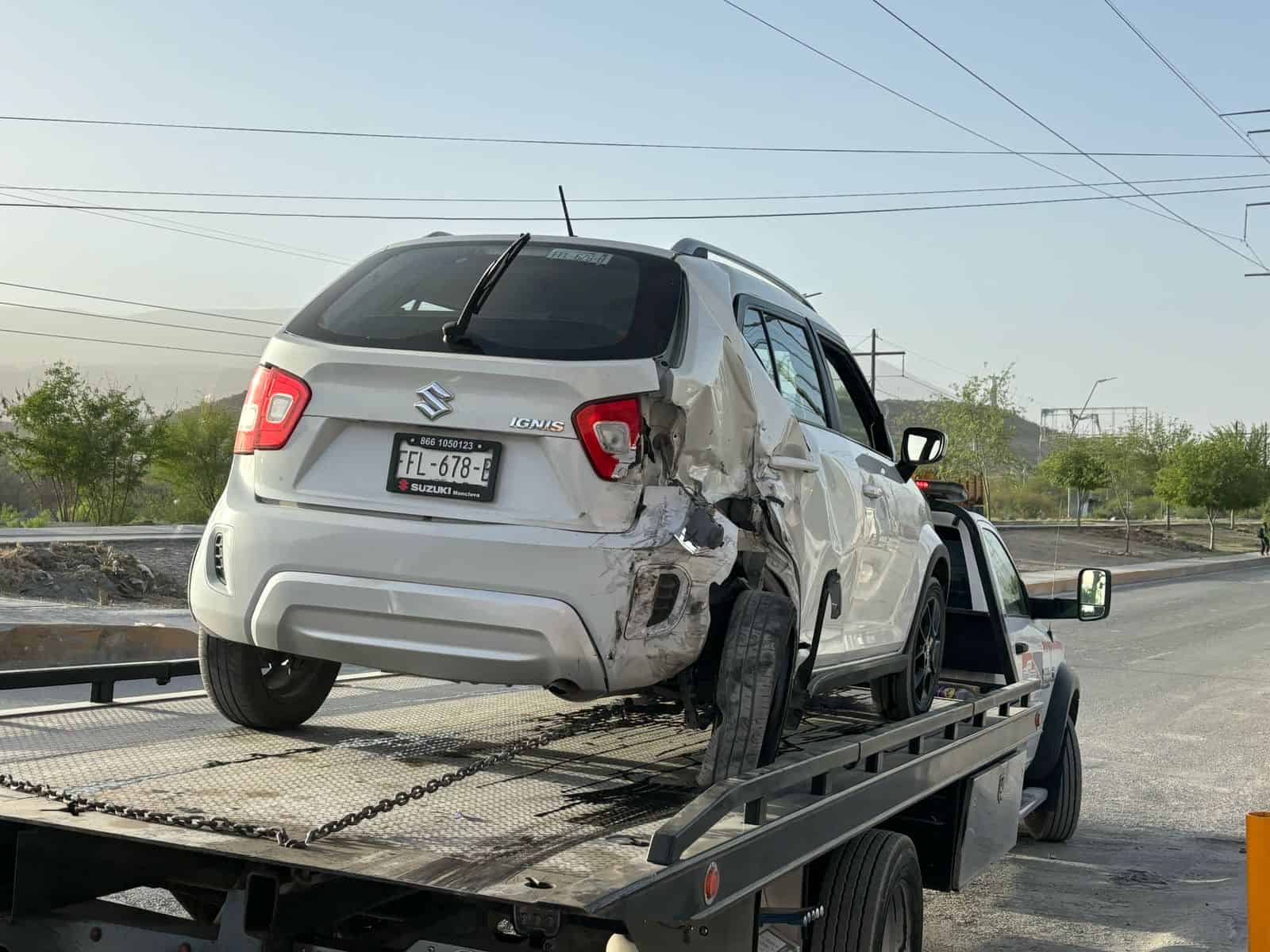 Destroza camioneta prestada