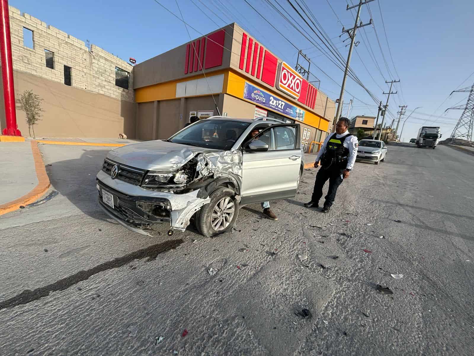 Destroza camioneta prestada