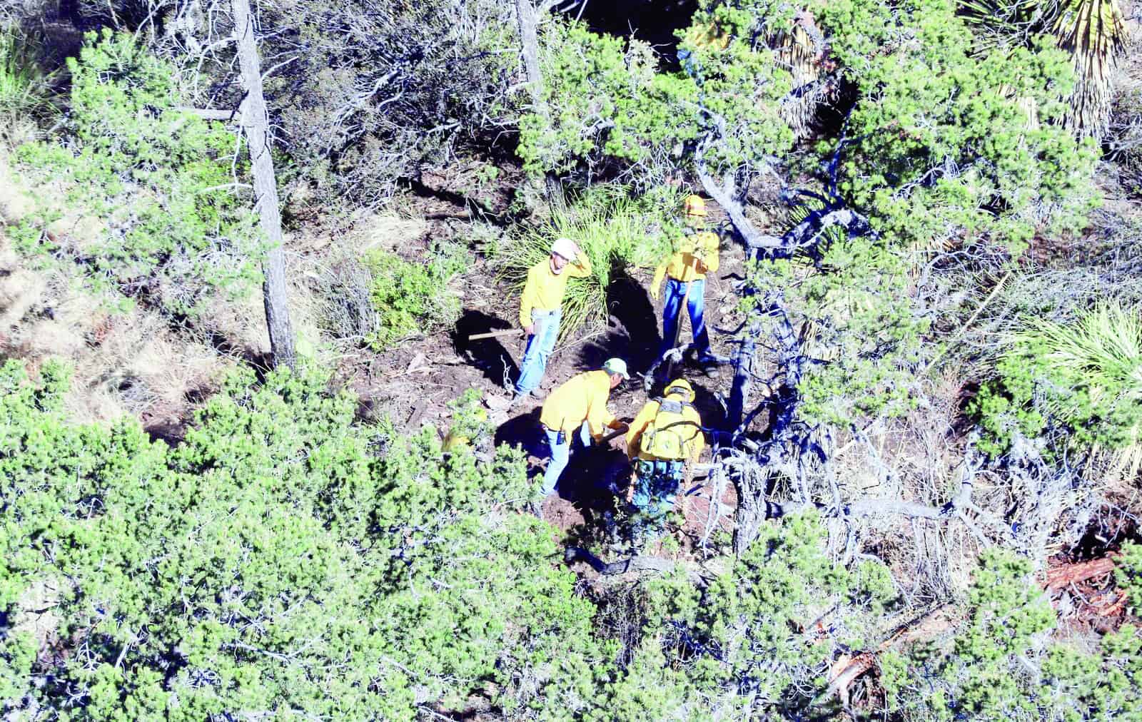 Combaten incendio 240 elementos