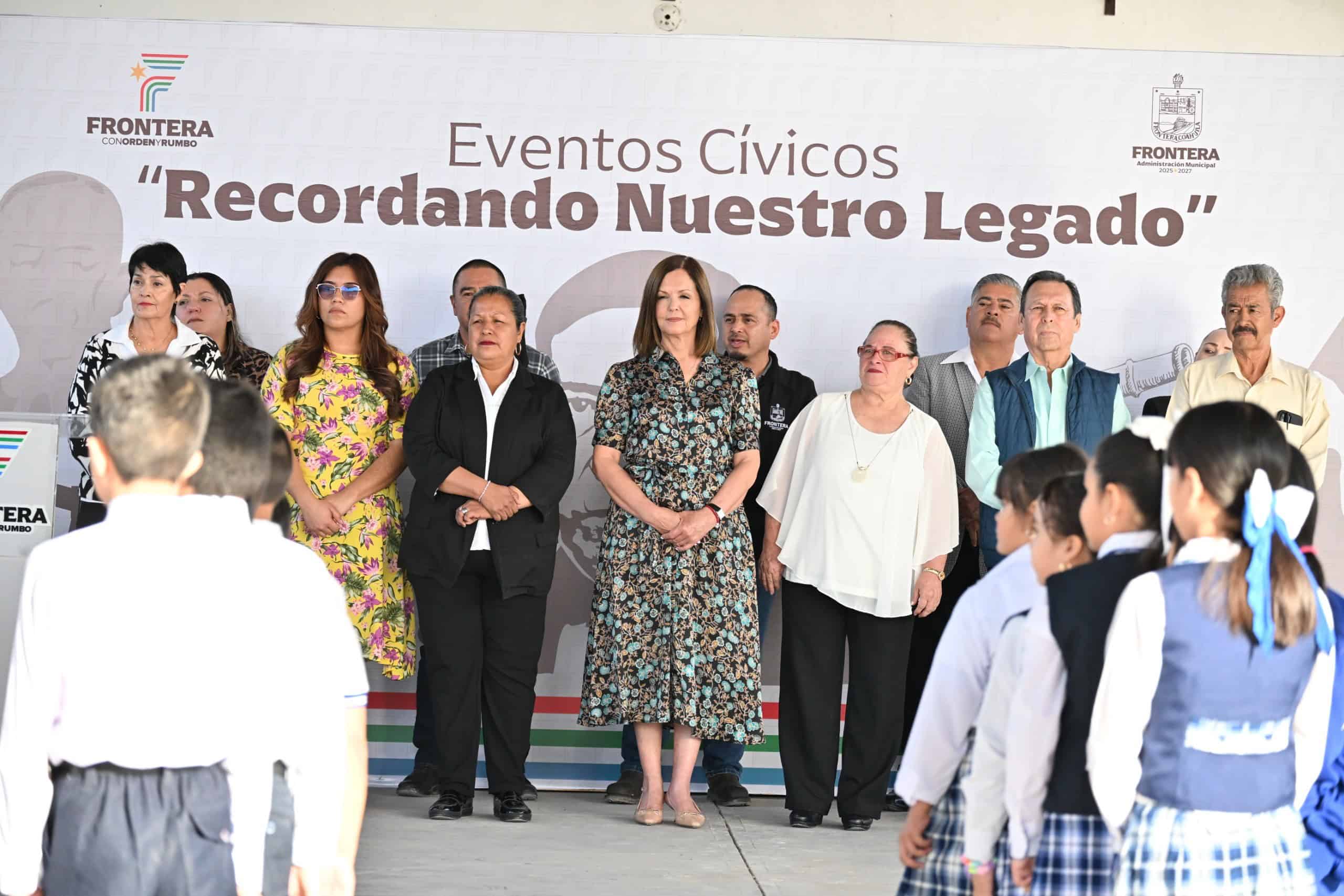 El evento cívico “Recordando nuestro legado” se llevó a la escuela Victoriano Cepeda.