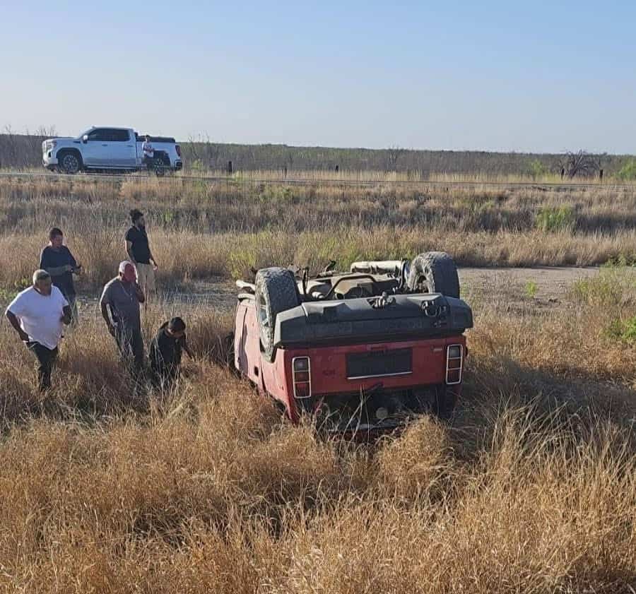 Tragedia en la autopista Premier: dos personas pierden la vida en volcadura