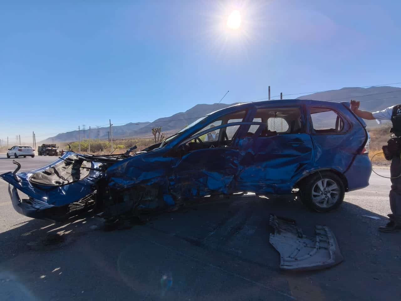 El conductor del vehículo Toyota perdió la vida al instante del impacto.
