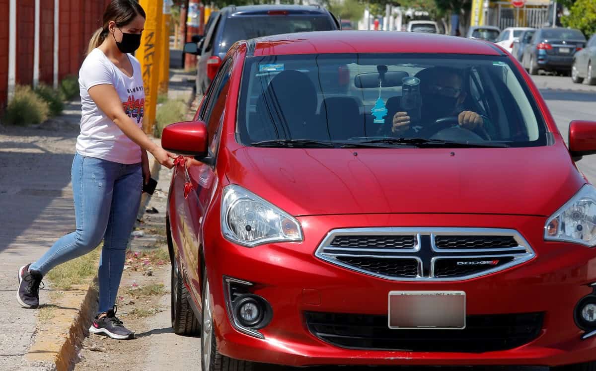Taxistas de Monclova exigen regulación a InDriver y amenazan con protestas.
