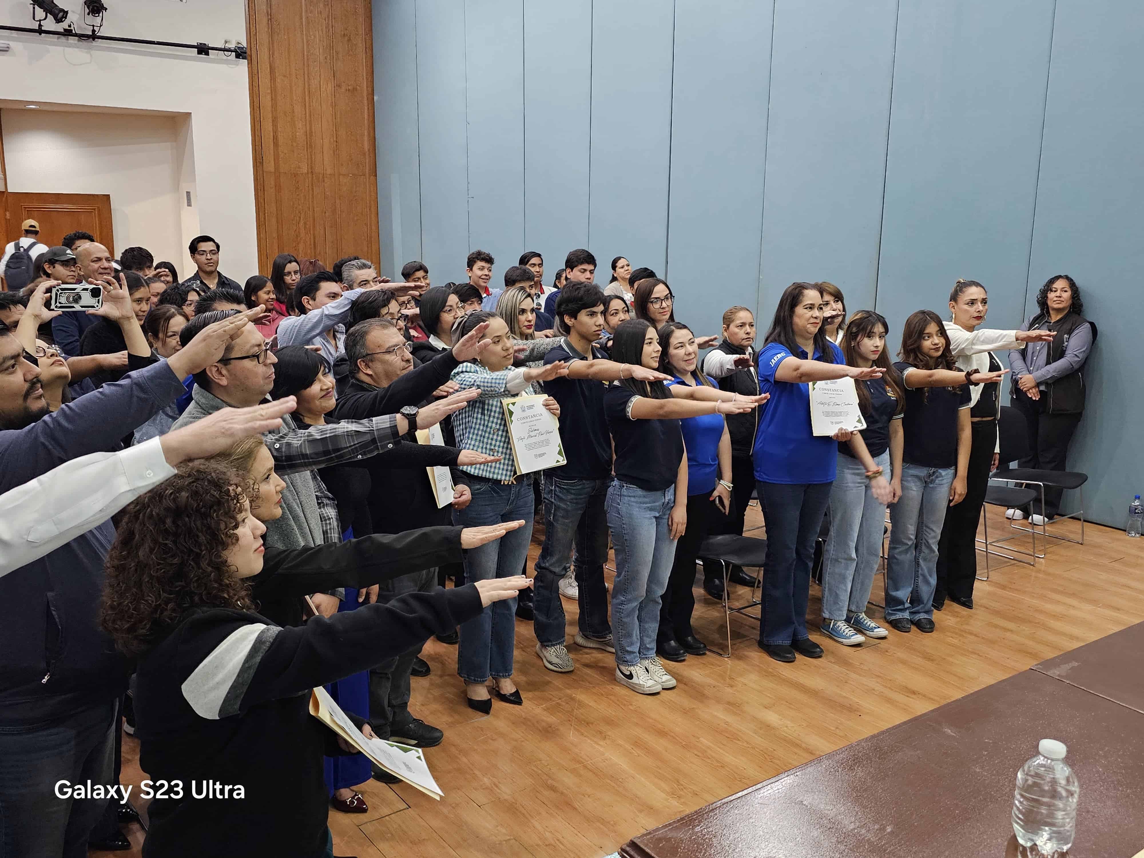 Toman protesta los Comités Ambientales “Lobos Verdes” en la UAdeC Unidad Norte