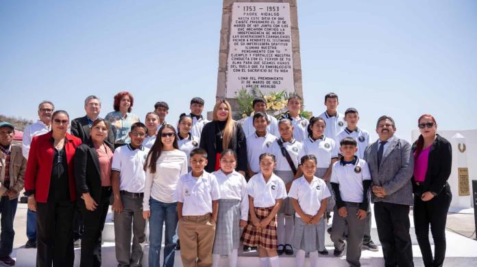 Conmemoran natalicio de Benito Juárez Conmemoran natalicio de Benito Juárez