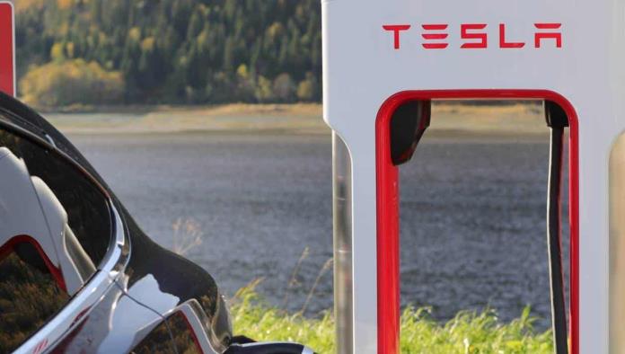 Dueños de Tesla cambian sus autos por otras marcas