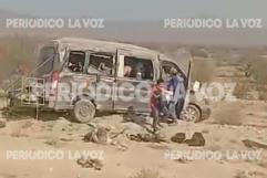 Estudiantes del Conalep Monclova sufren volcadura en la carretera