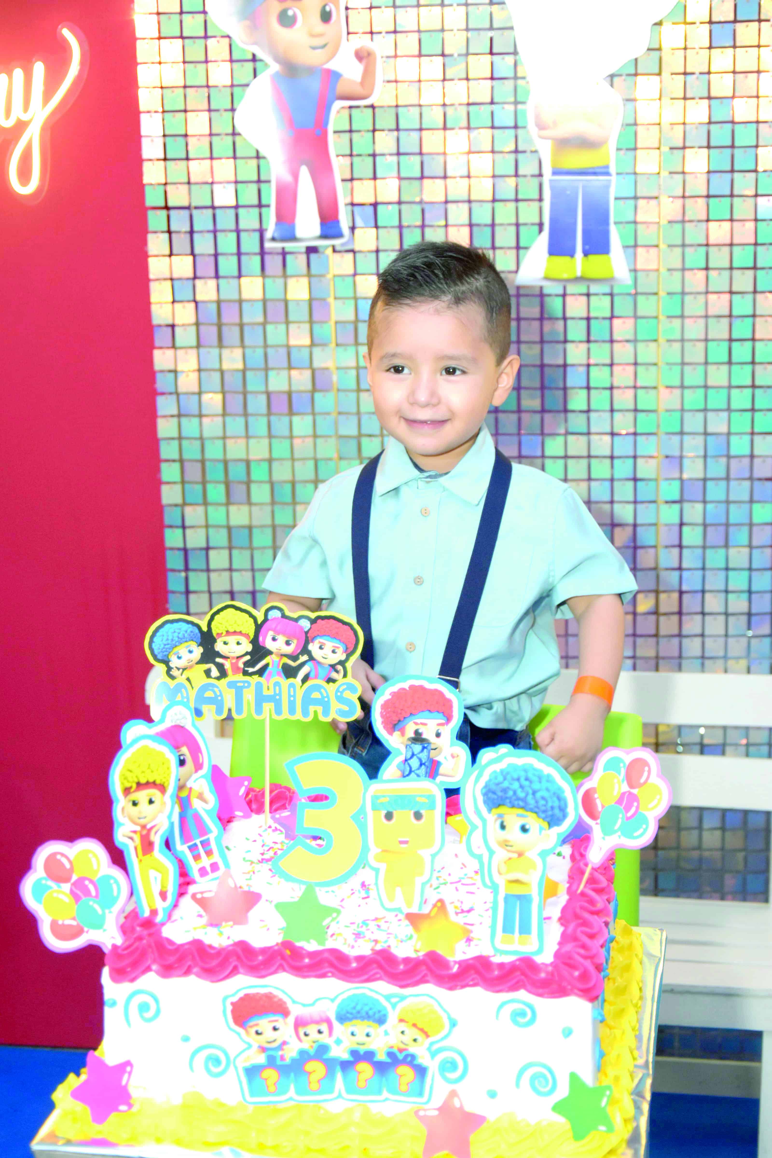 3 años de vida le festejaron