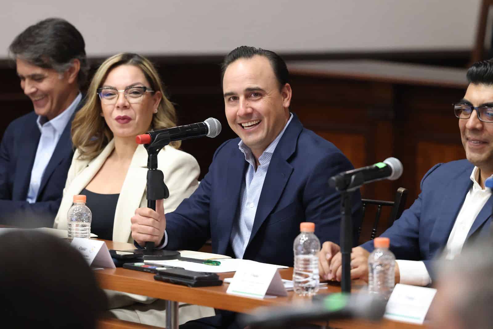 Cierran filas IP y Gobierno