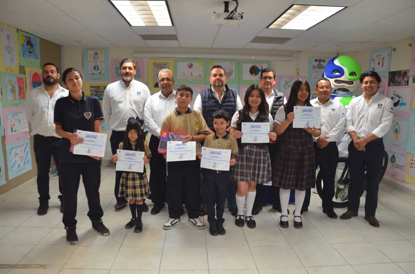 Premia el SIMAS concurso del agua