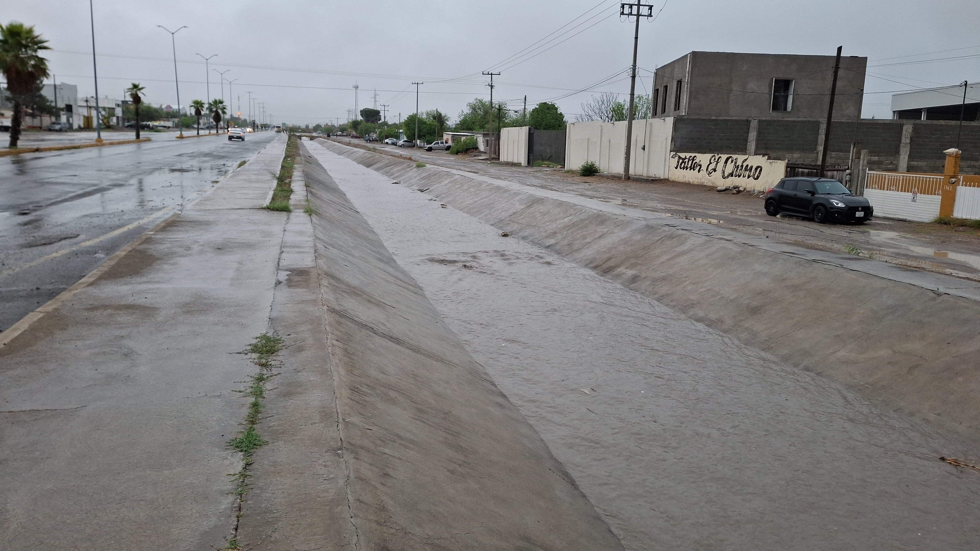 Identifican zonas de riesgo por inundaciones en Monclova ante persistencia de lluvias.