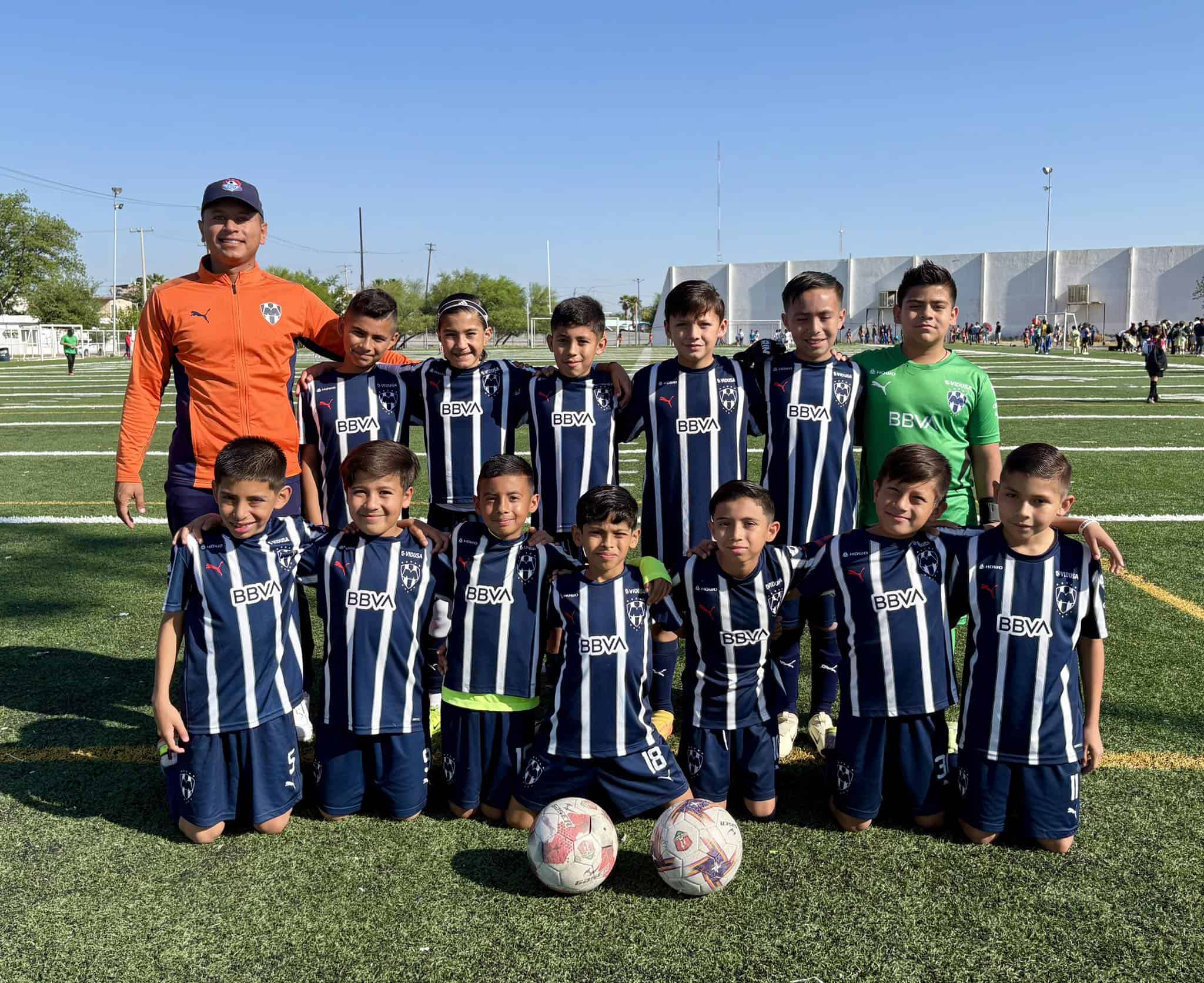 Rayados Monclova goleó 8-1 a la Selección Acuña.