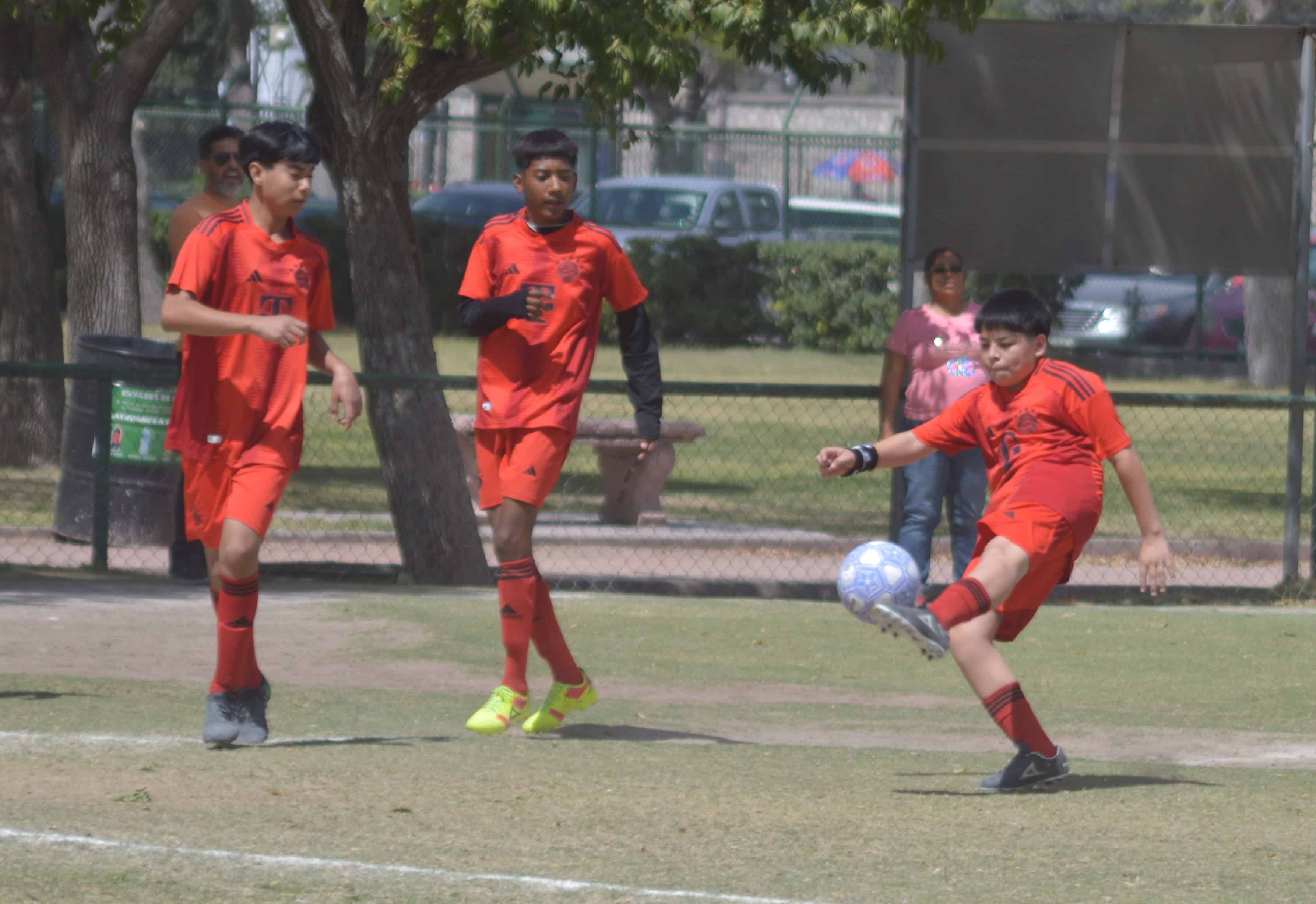 CF Apaches sumó 3 unidades