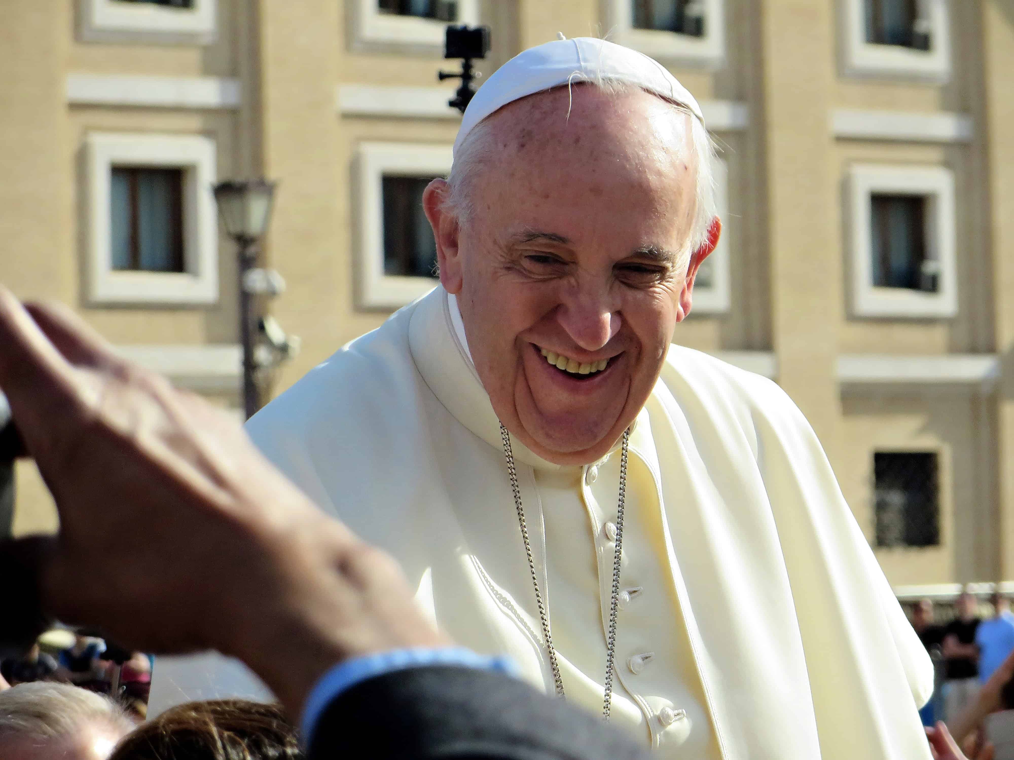 Papa Francisco retoma sus actividades tras ser hospitalizado