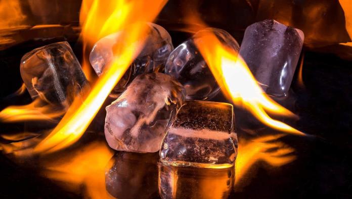 ¡Ciencia en shock! Descubren nueva fase de la materia que es mitad hielo y mitad fuego
