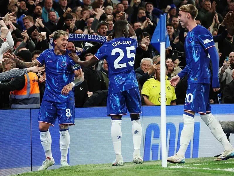 Chelsea recupera el cuarto lugar de la Premier League