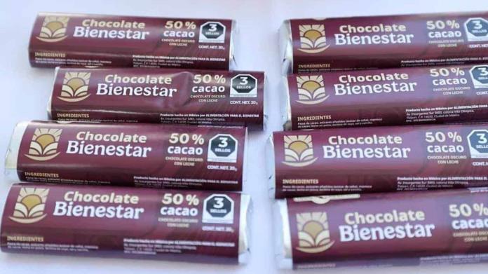 Pese a tener sellos negros; Sheinbaum defiende el Chocolate Bienestar Pese a tener sellos negros; Sheinbaum defiende el Chocolate Bienestar