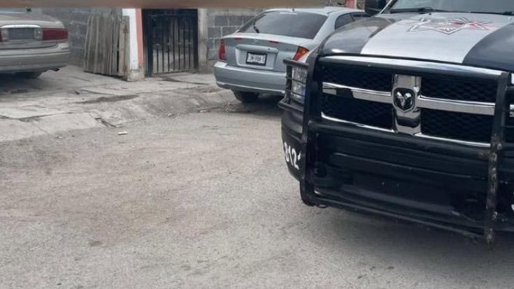 Cae hombre por agredir a mujer en colonia Manantiales