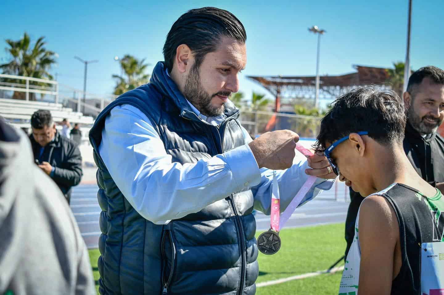 Monclova vibra con la llegada de cientos de visitantes por torneo deportivo