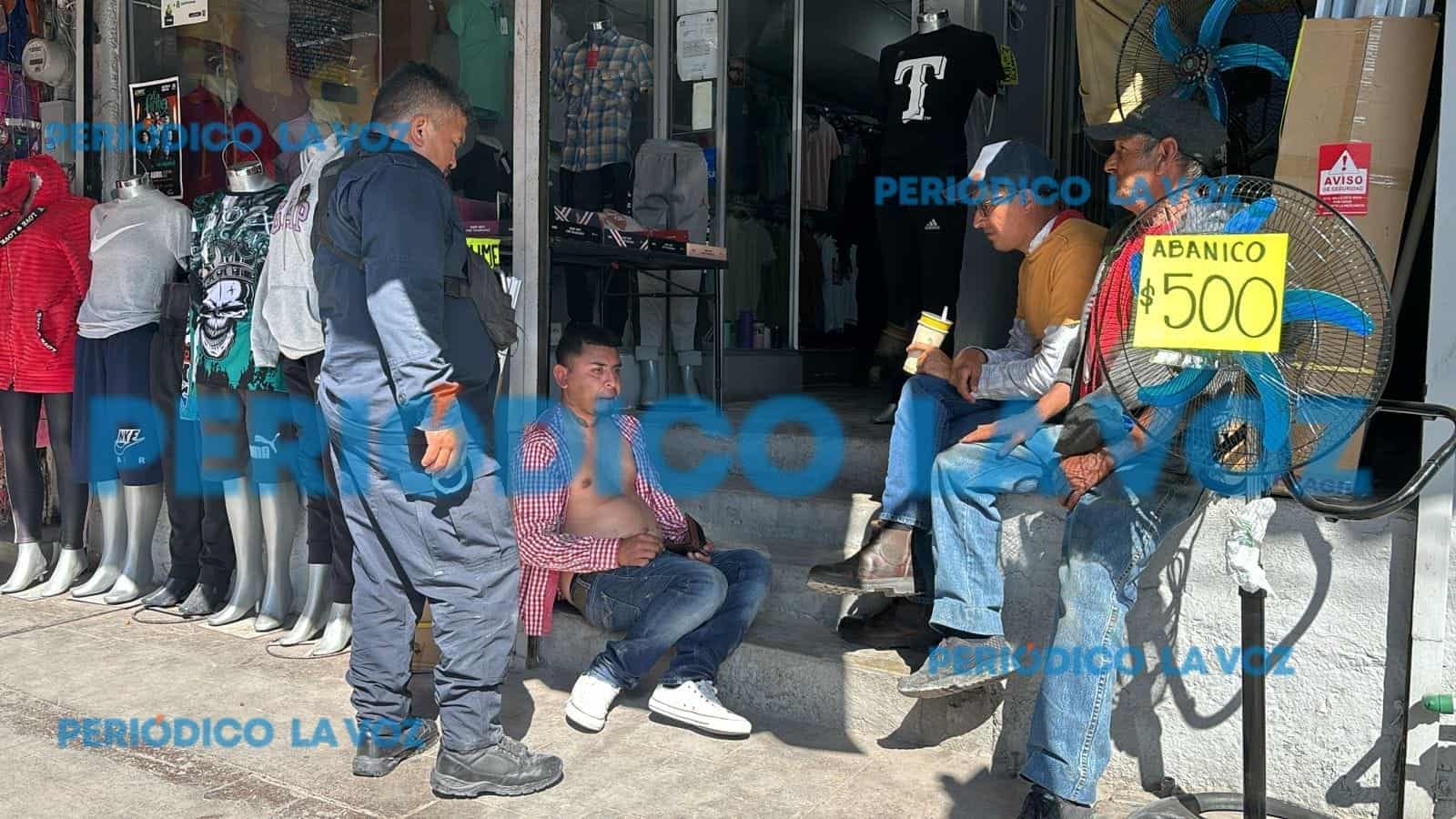 Se avienta borracho un ‘tiro’ con el pavimento ¡Y pierde!