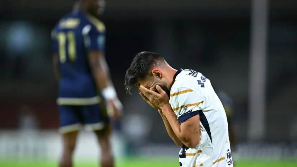 Whitecaps elimina a Pumas con empate 2-2 y avanza a semifinales de la Copa de Campeones