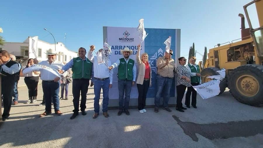 Dan banderazo de arranque a obra de construcción de bulevar sobre el Callejón de Los Guerra.