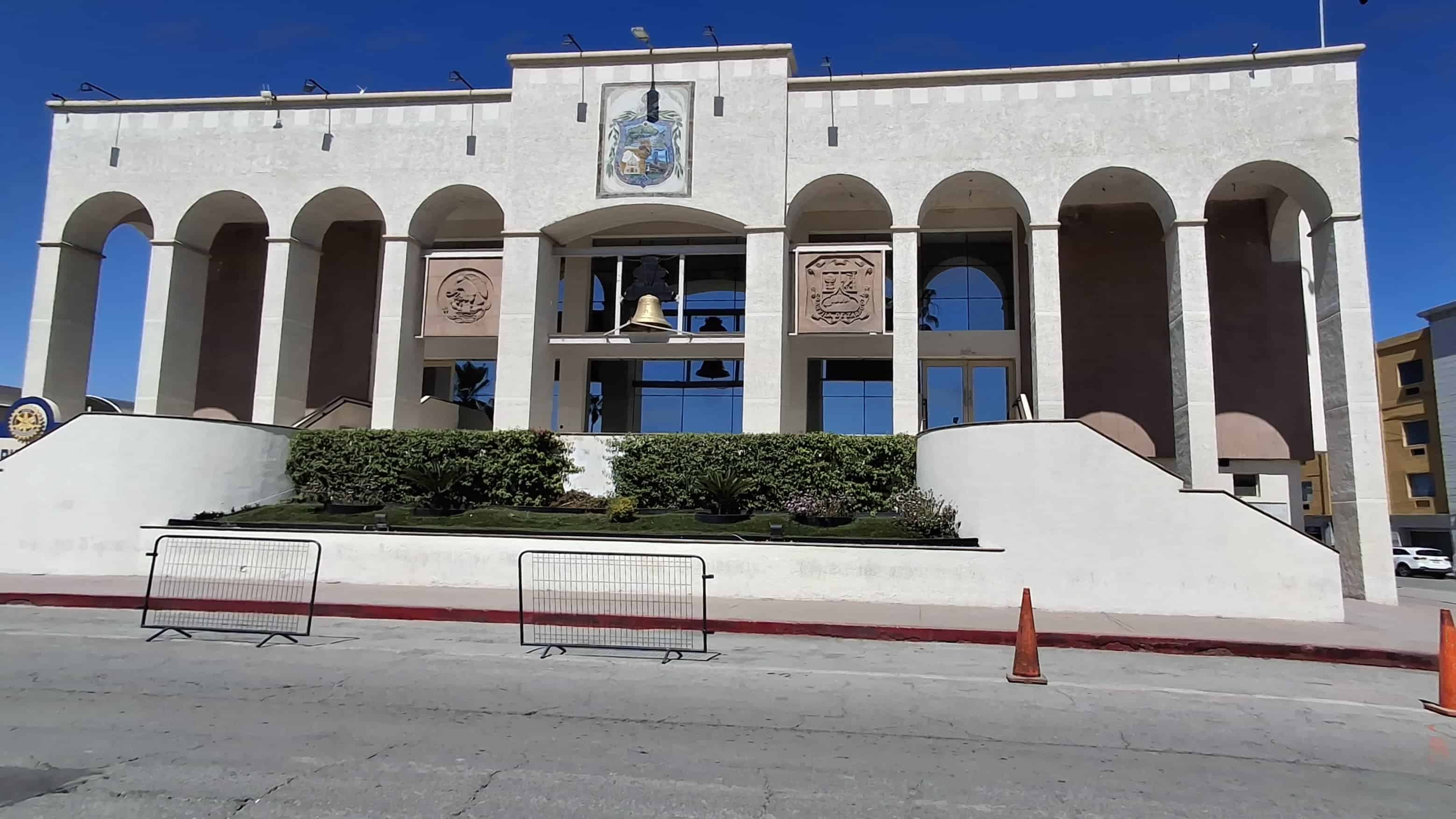 Funcionarios municipales salen de vacaciones; operativos esenciales seguirán activos.