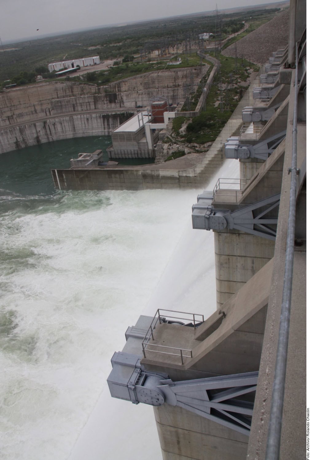 Este martes las autoridades coahuilenses dieron a conocer que se suspendió el trasvase de agua en la Presa “La Amistad”, para garantizar agua en el norte.