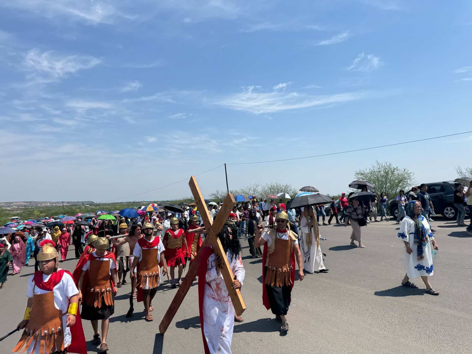 Fervor y devoción en Viacrucis 2025