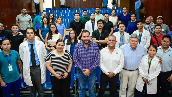 Carlos Villarreal da la bienvenida a médicos especialistas del IMSS Carlos Villarreal da la bienvenida a médicos especialistas del IMSS