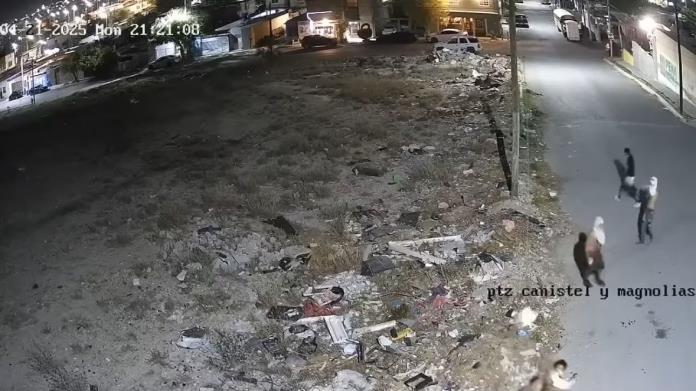 Caen dos por dañar cámara urbana en Acoros Progresivo Caen dos por dañar cámara urbana en Acoros Progresivo