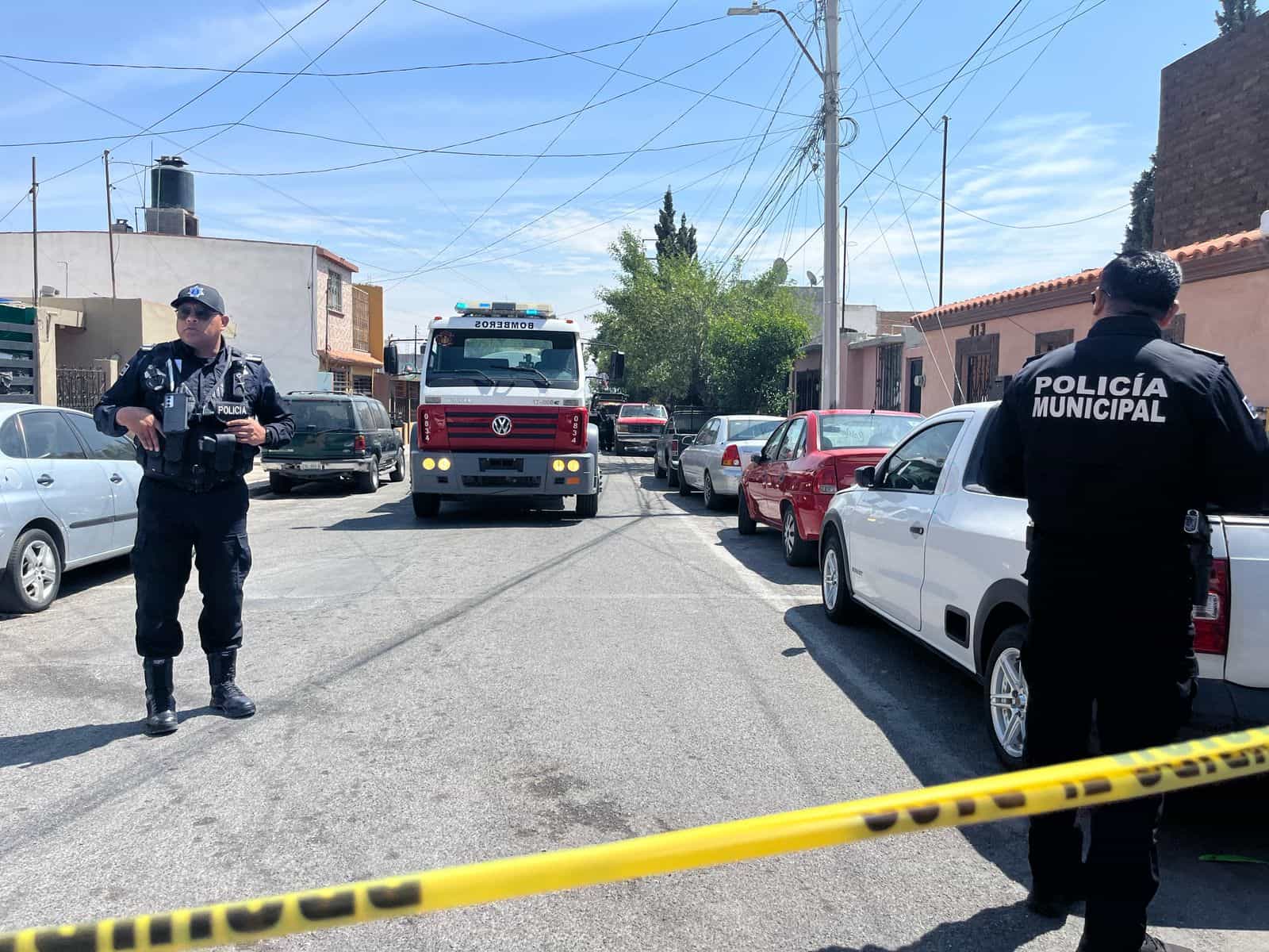 Incendio cobra la vida de dos menores y deja a su madre grave