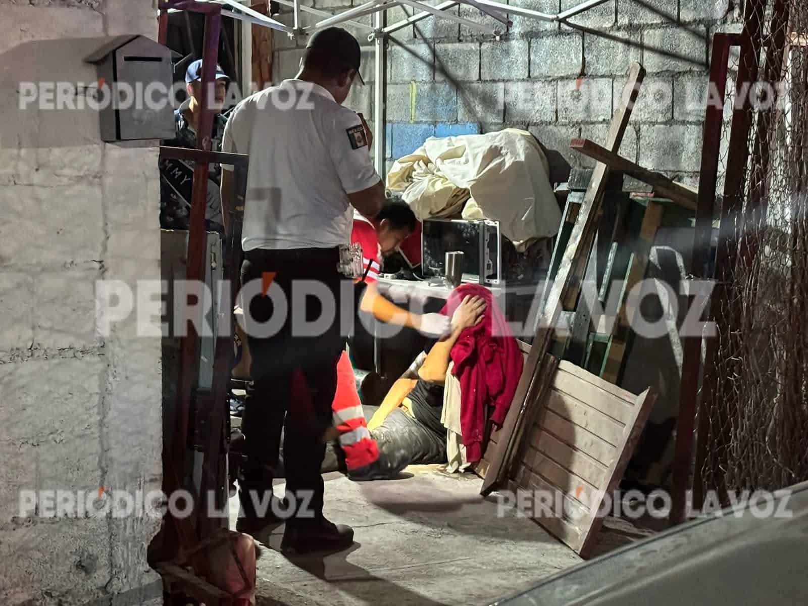 Los apuñalan en violenta riña