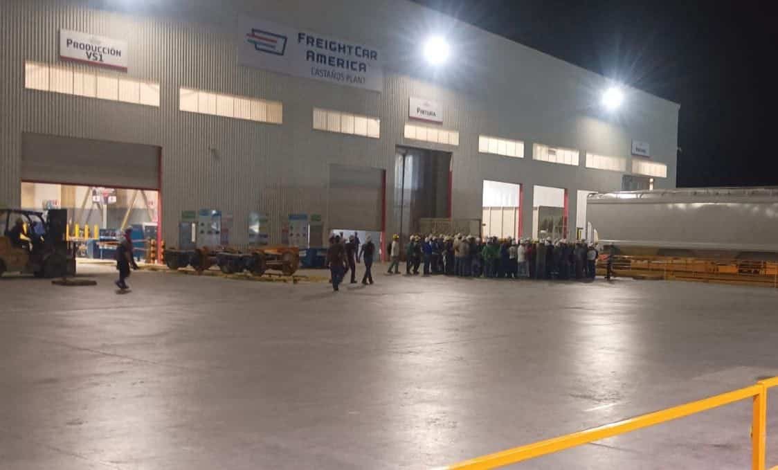 Trabajadores de Freight Car México temen recibir bajas utilidades y analizan paro laboral