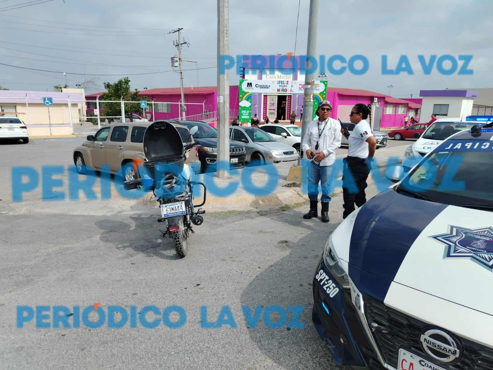 Embiste cafre a motociclista y huye el cobarde