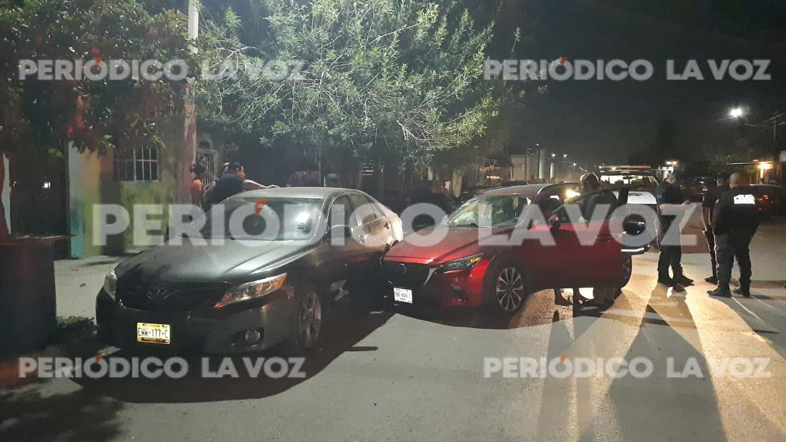 ‘Arremanga’ borracho 5 autos estacionados