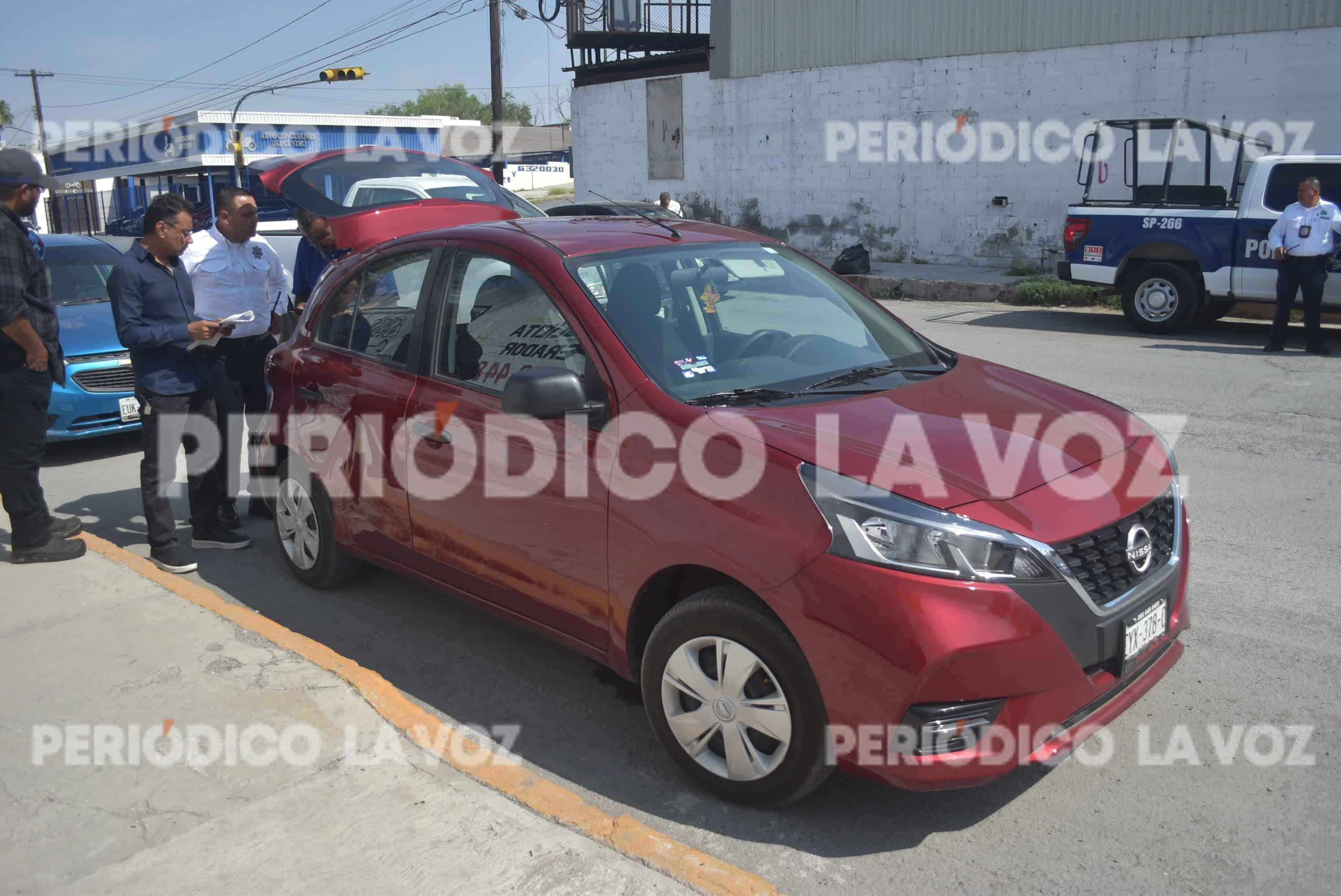El choque ocurrió en la esquina de Ildefonso Fuentes y Cuauhtémoc, tras pasarse el semáforo en rojo.