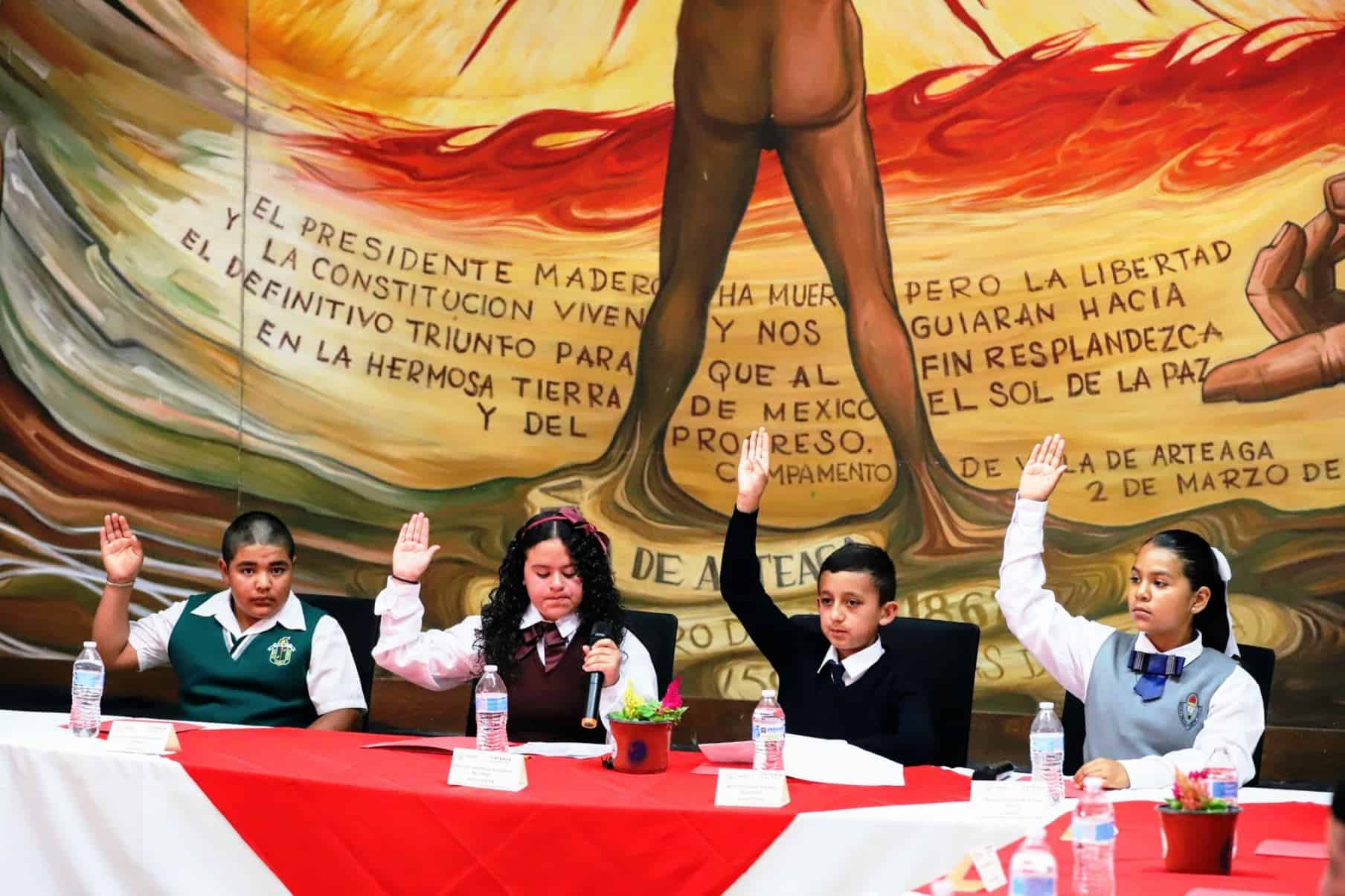 Alzan la voz en Cabildo Infantil Alzan la voz en Cabildo Infantil