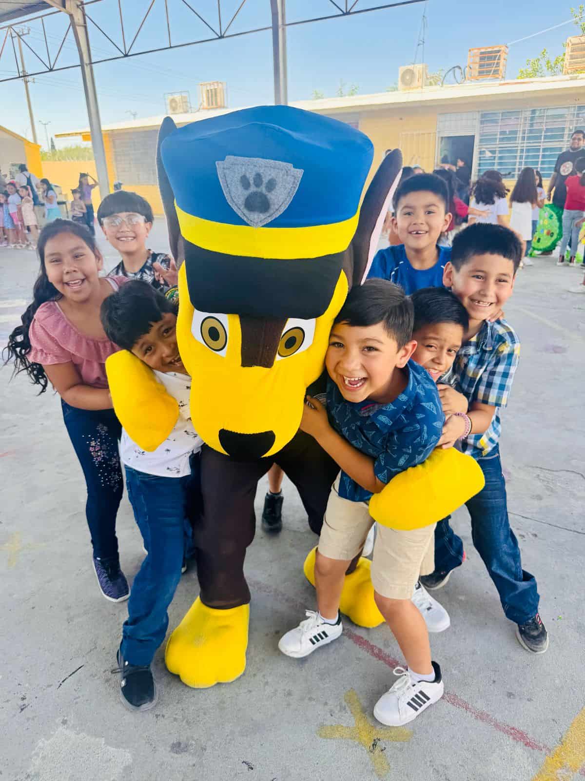 Celebra AIC  a los niños