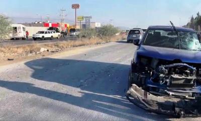 Resulta lesionada mujer en choque