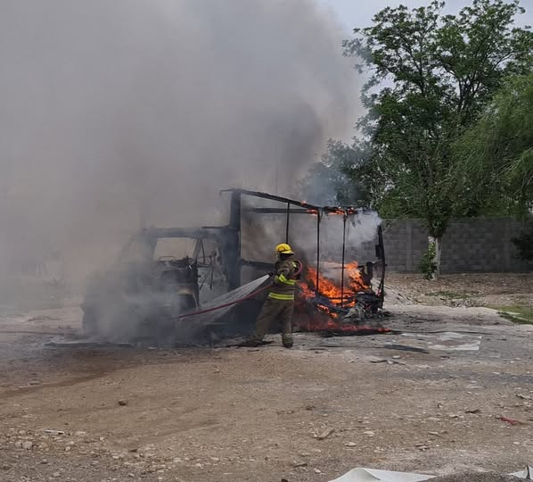 Detienen a Hombre por Incendiar una Camioneta en la Colonia Lázaro Cárdenas