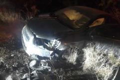 Joven de Múzquiz Sobrevive a Volcadura en la Carretera Libre en Allende