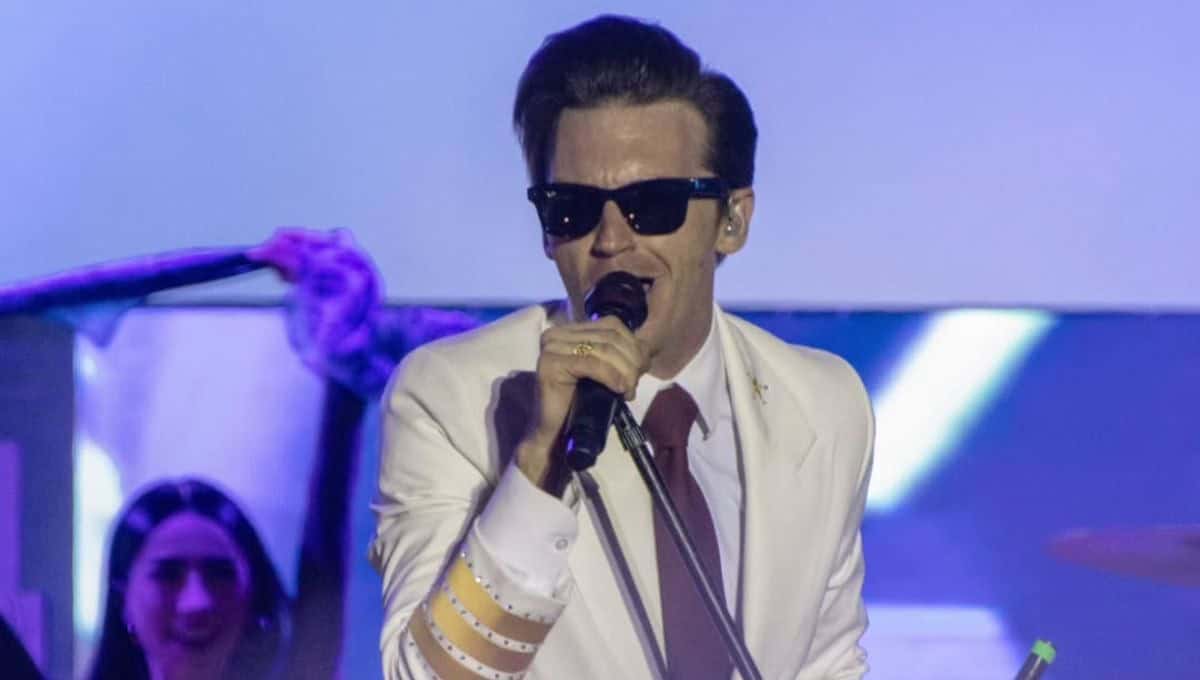 Drake Bell corta su show en Puebla y despide a su técnico de audio en pleno escenario